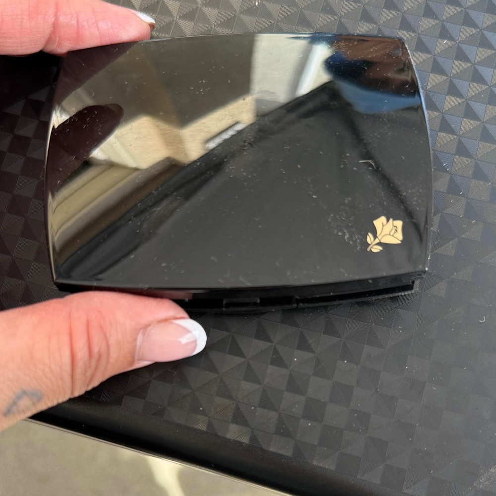 Lancôme Black Compact Case